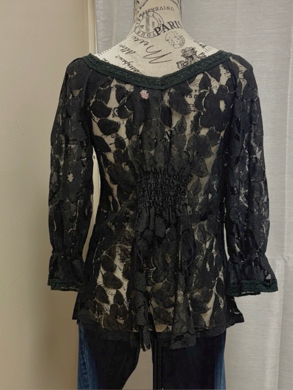 /Garcia Elegant Black Lace V-Neck Long Sleeve with Elastic Wrist Sheer Top JR, M - Picture 8 of 11